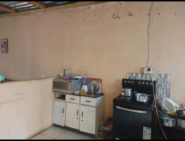 2 BEDROOM HOUSE FOR SALE IN KATLEHONG SOUTH